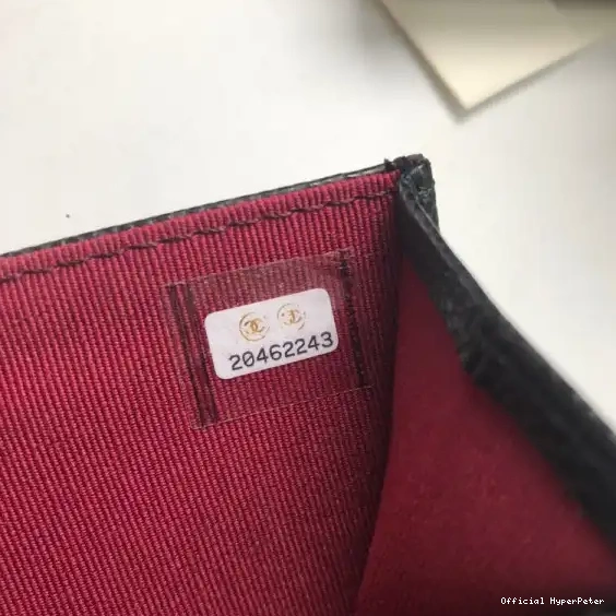 Hyper Peter CHANEL WALLET 0605